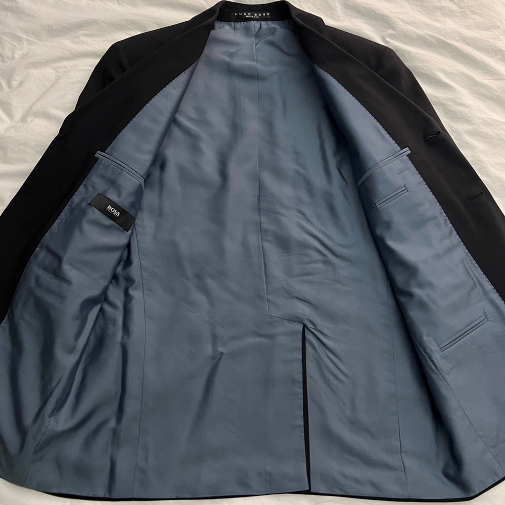 HUGO BOSS Rossellini Movie US Wool Three-Button Suit 36 S Blazer, 30W Pants 36S - Picture 8 of 16